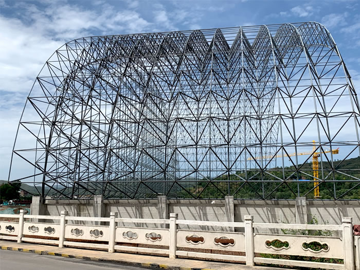 博尔塔拉蒙古自治州山寨矿储煤棚网架